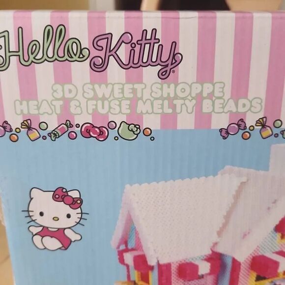 Hello Kitty 3D sweet shoppe heat & fuse melted beads - Picture 2 of 4